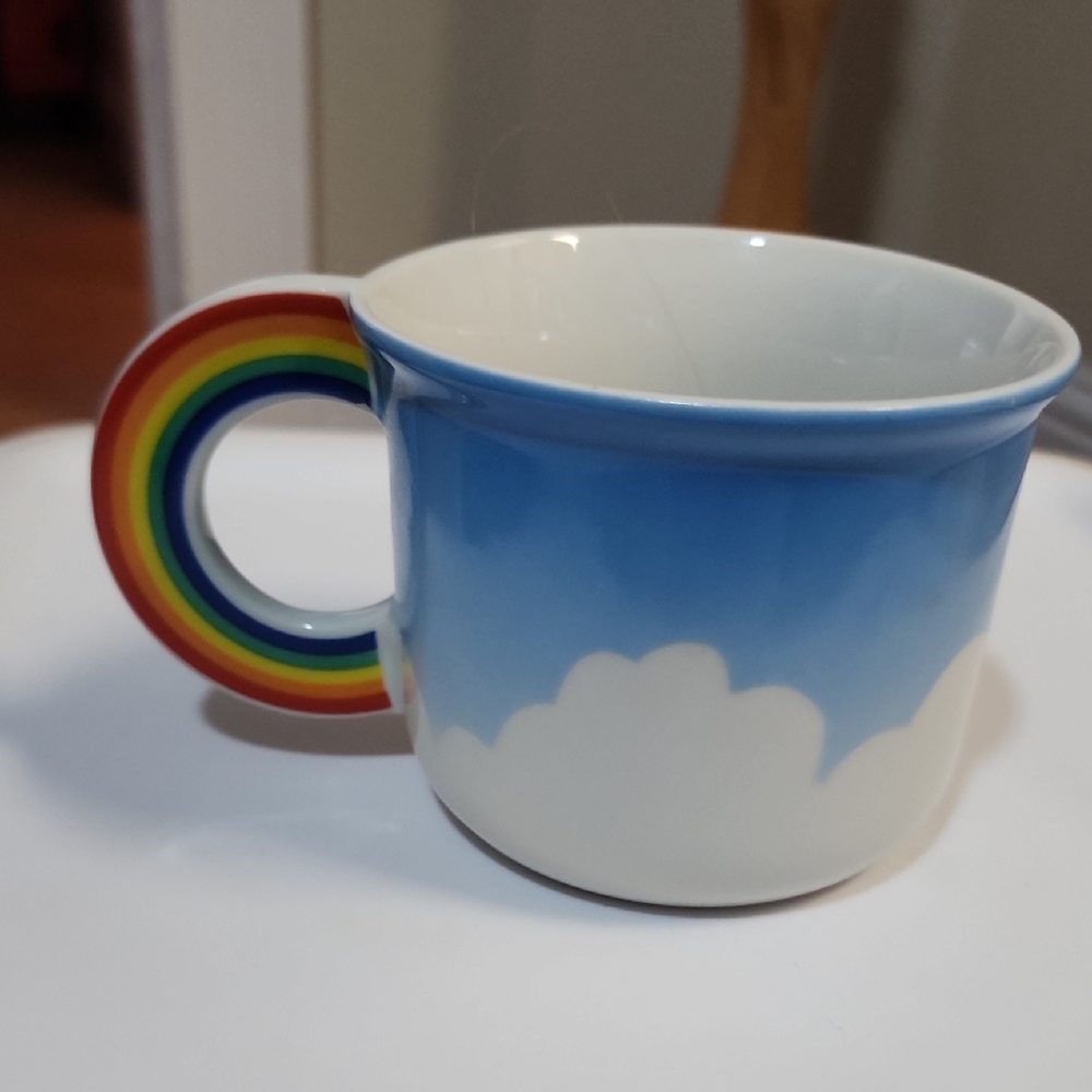 Rare Vintage Vandor Ceramic Rainbow Mug Clouds And Sky 1980